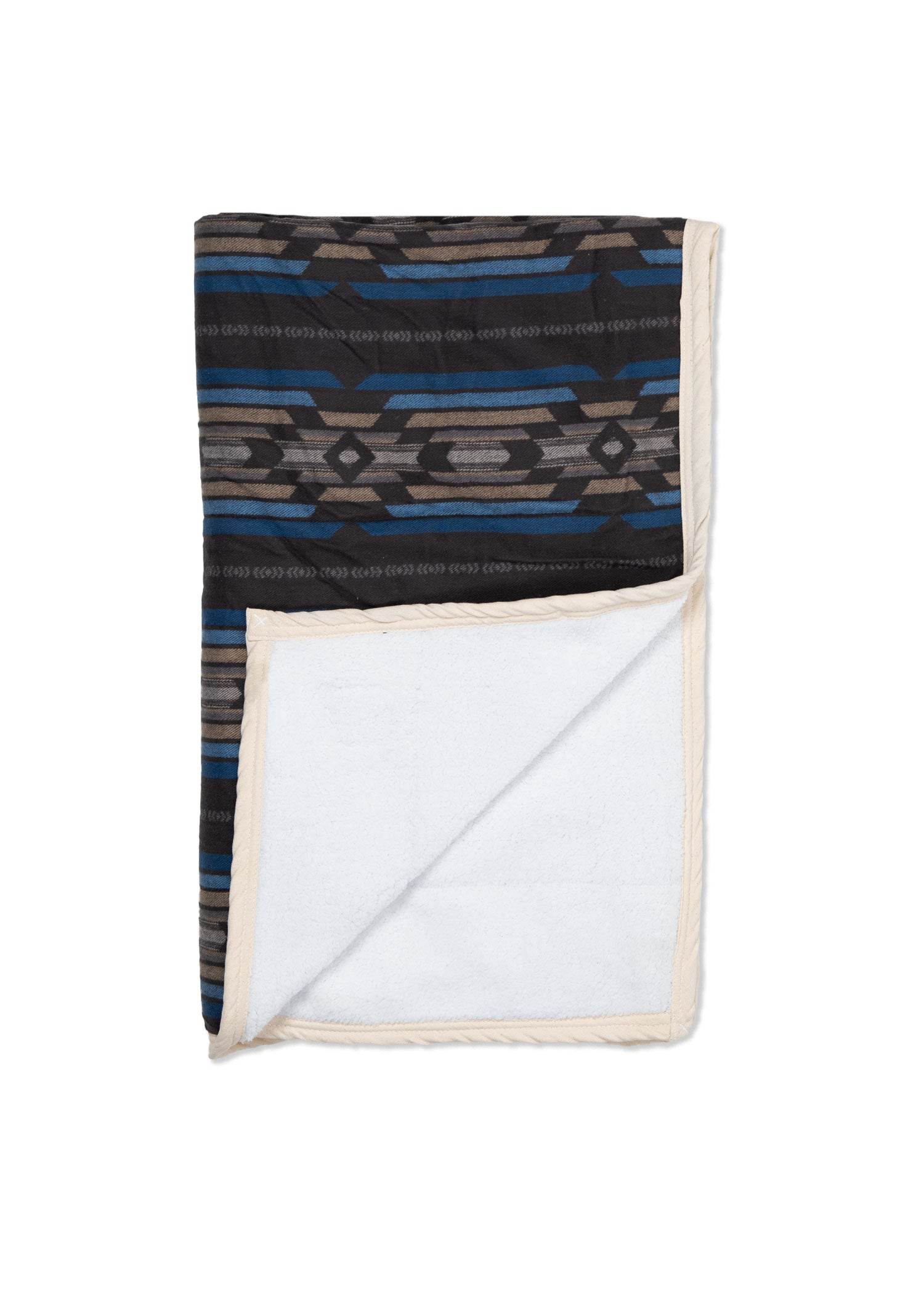 Cabin Blanket - Image 6