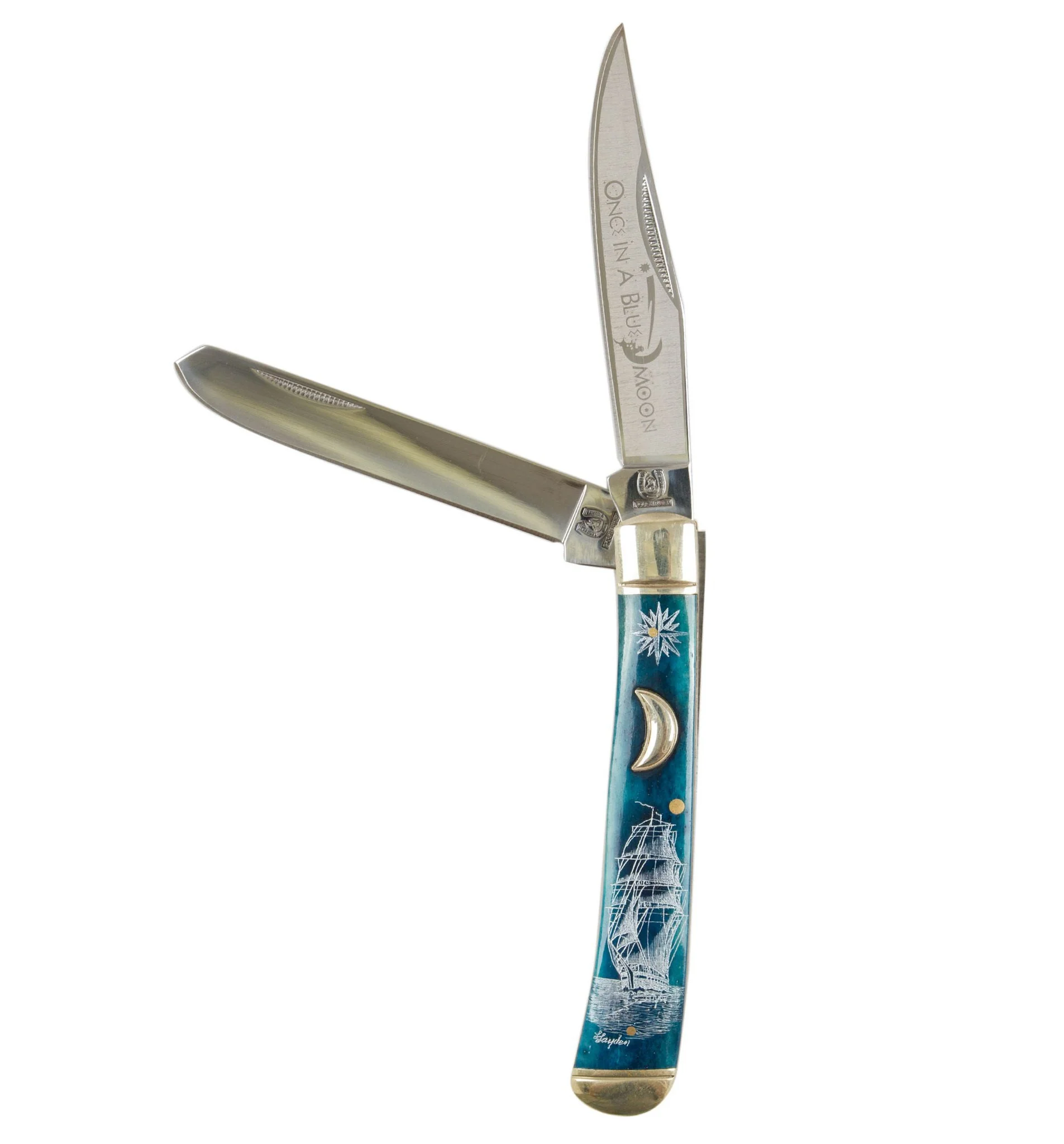 Scrimshaw Blue Moon Trapper Pocket Knife