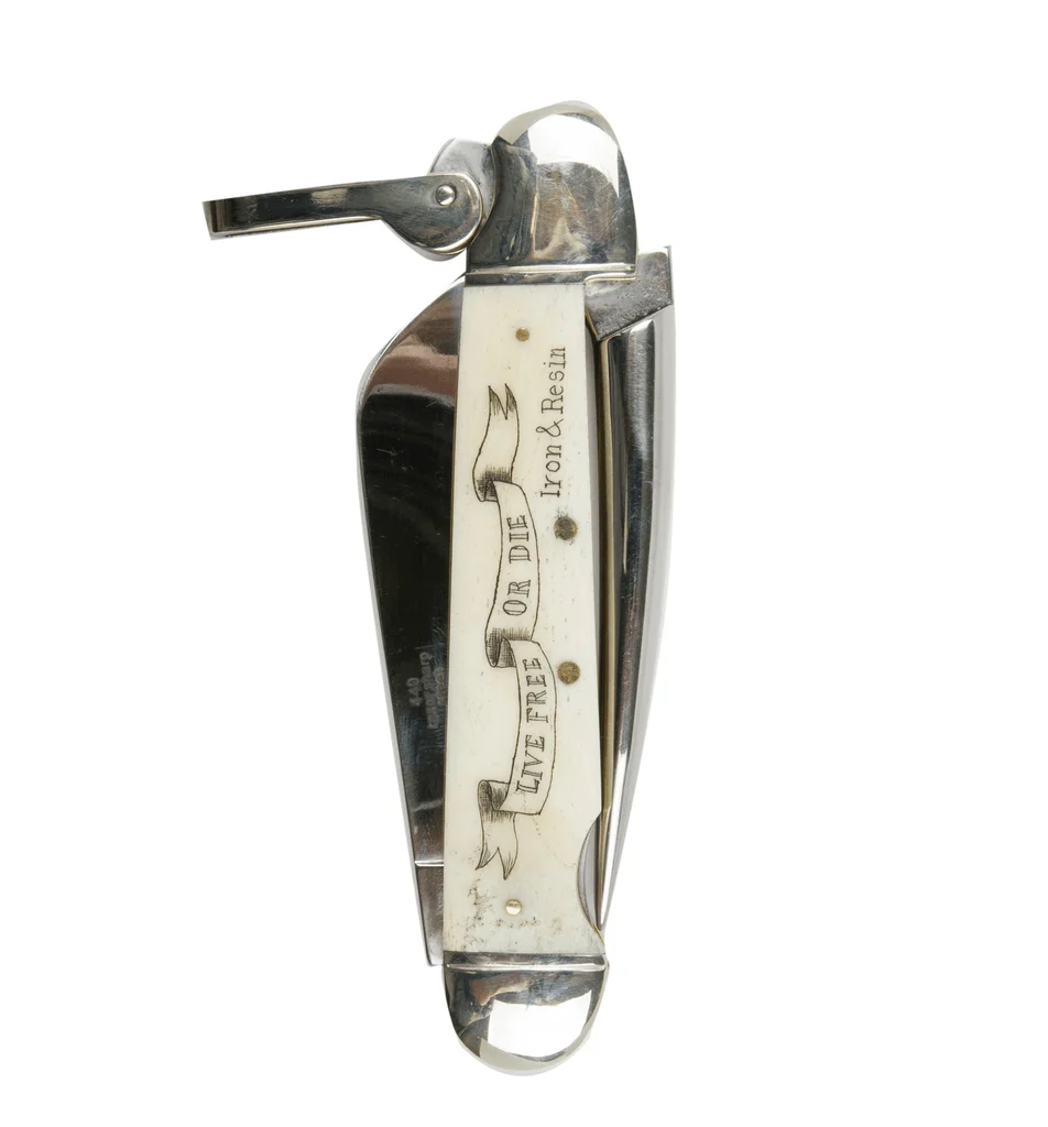 Scrimshaw Pocket Knife - Image 2