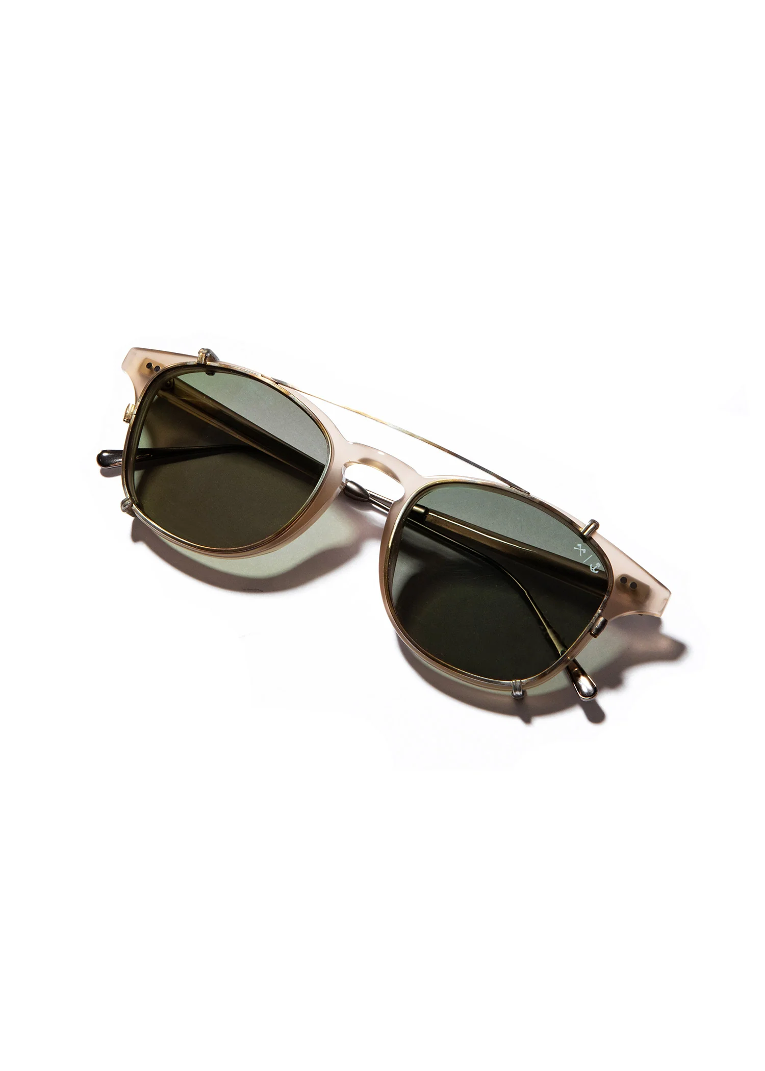 Shwood x Iron & Resin: Kennedy City Glasses - Image 8