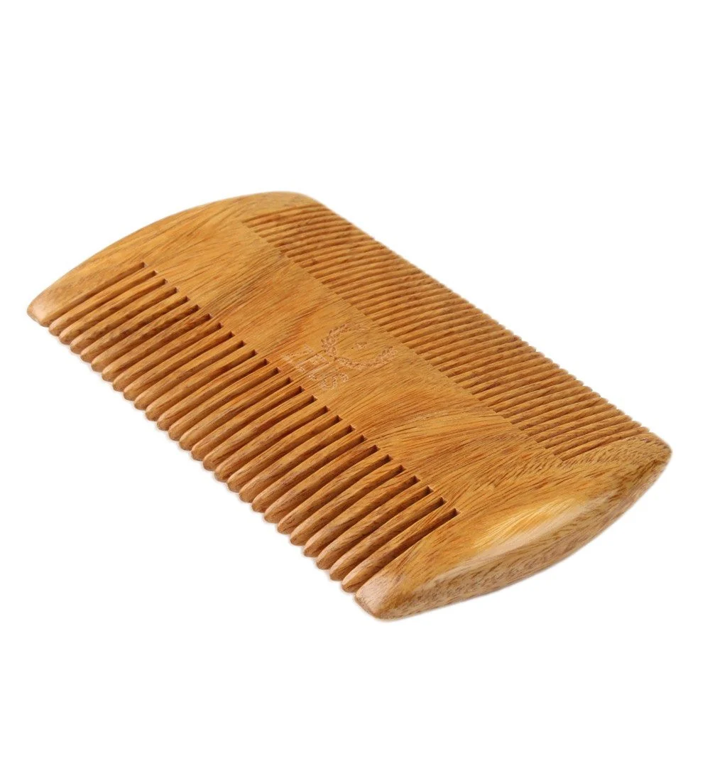 Zeus Two-Sided Organic Sandalwood Comb in Leather Sheath - Image 2